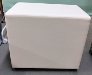 レクタングルスツール（I-24）