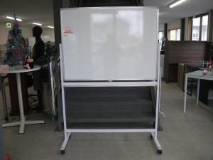 両面キャスター付きホワイトボード（WB-6）