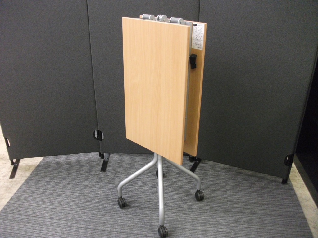 【ウチダ】折りたたみテーブル（TB-62）