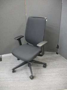【スチールケース】事務椅子（J-30/2）