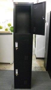 3人用ロッカー（LO-3）