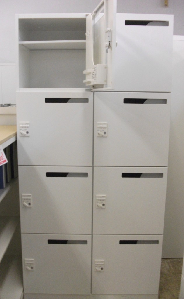 8人用ロッカー（LO-14/3）