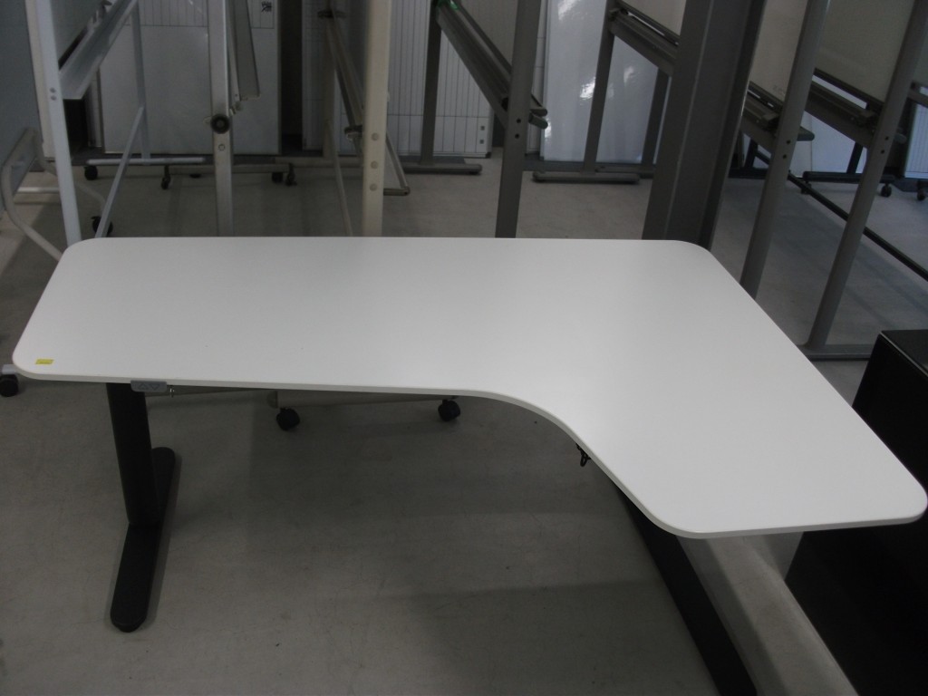 【イケア】電動L字デスク（TB-42）