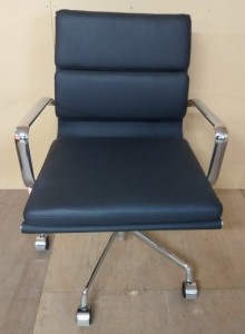 事務椅子（J-15）
