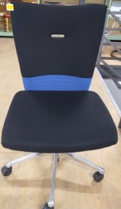 事務椅子（J-21/2）