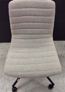 キャスターチェア（J-9）