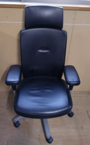 事務椅子（J-4）
