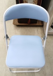 折りたたみ椅子（I-77/4）