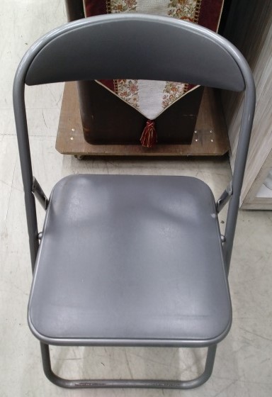 折りたたみ椅子（I-79/25）