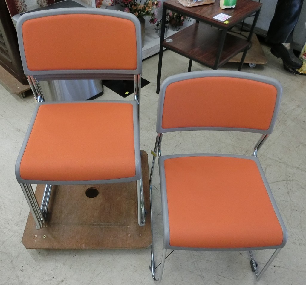 会議用スタッキングチェア（I-92/10）