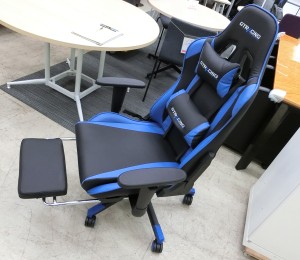ゲーミングチェア（I-102/2）