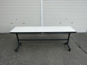 【KOKUYO】跳ね上げテーブル（TB-69）