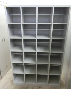 24人用シューズボックス（LO-50）