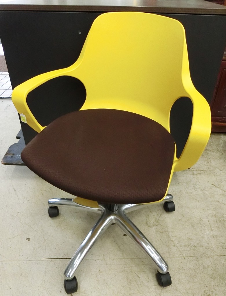 ポゴチェア（J-89/2）