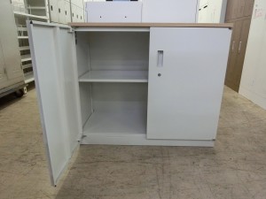 【イトーキ】天板付き2段両開き書庫　ホワイト（SY-73）