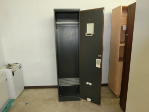 【オカムラ】1人用ロッカー木目調（LO-53）