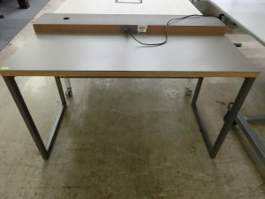 フリーアドレスデスク（TB-68/3）