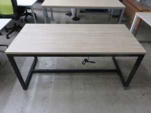 ミーティングテーブル（TB-69）