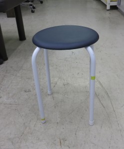 丸椅子１